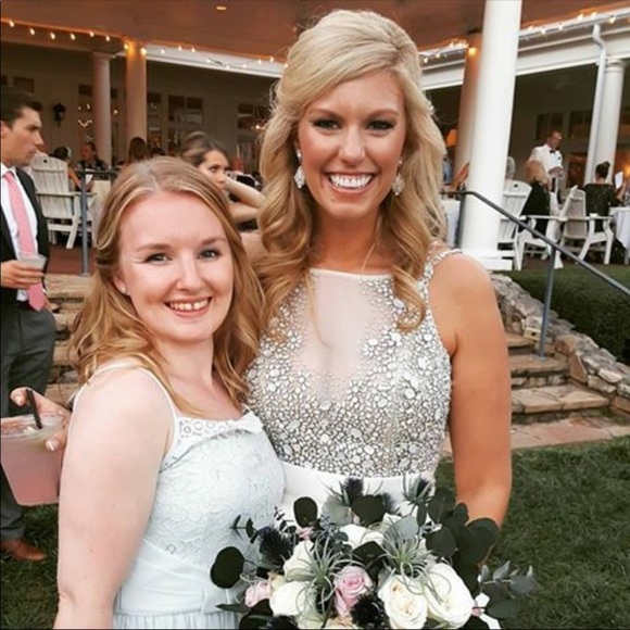 Meet your Posher, Meredith - Picture 2 of 3